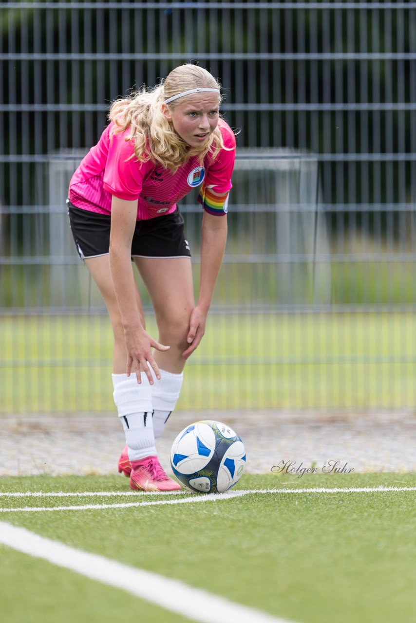 Bild 133 - wCJ Osterroenfelder TSV - VfL Pinneberg : Ergebnis: 0:15